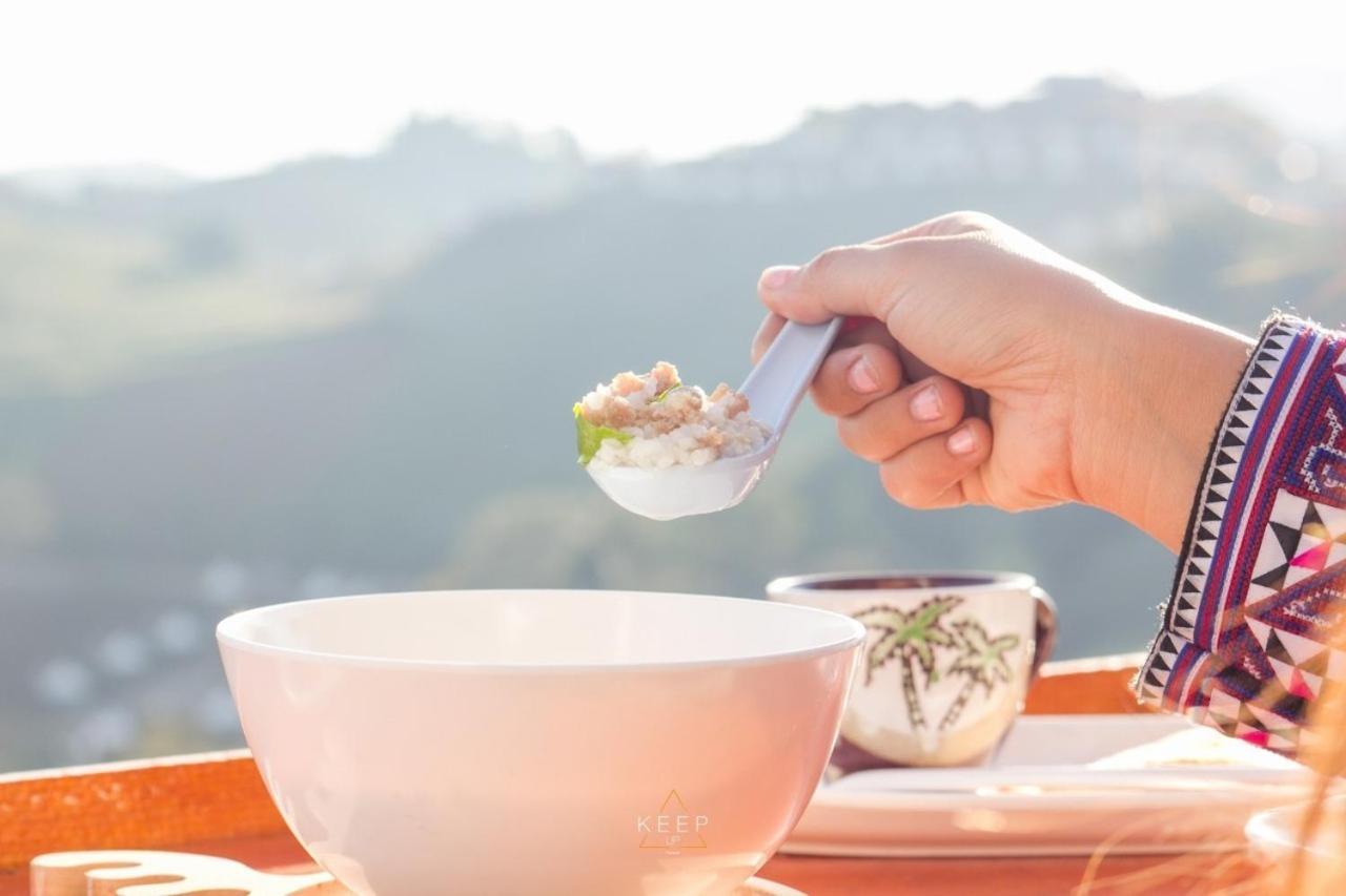 Отель ภูเบิกฟ้า แคมป์ปิ้ง Mon Jam Экстерьер фото
